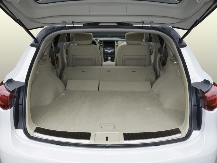  Infiniti FX50 2008 года  (EU) (фото 9 из 26)